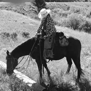 Meet your Posher, Freida